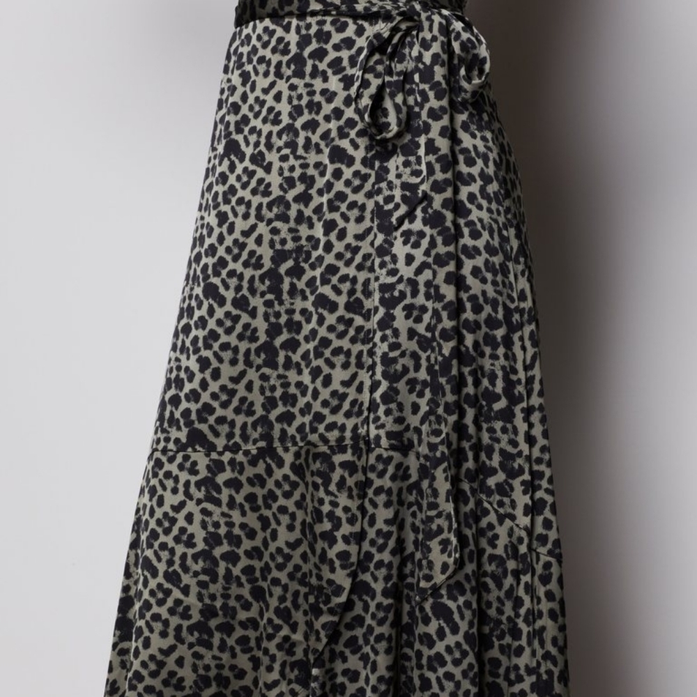 NWT Good American The wrap body leopard dress - Picture 4 of 11